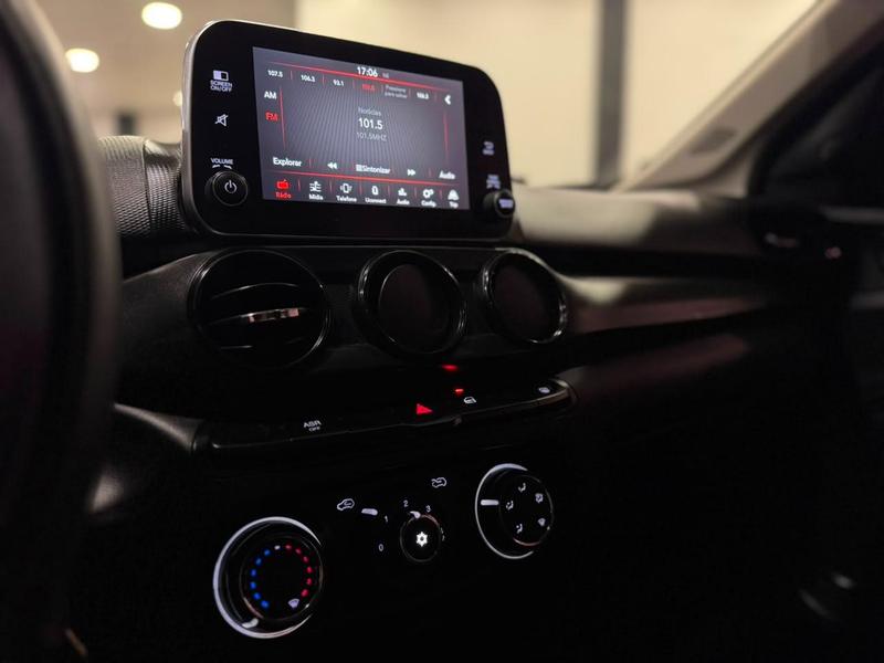 Fiat Cronos Drive 1.3 8V Flex - foto 12