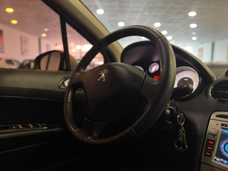 Peugeot 408 Allure Bva - foto 13
