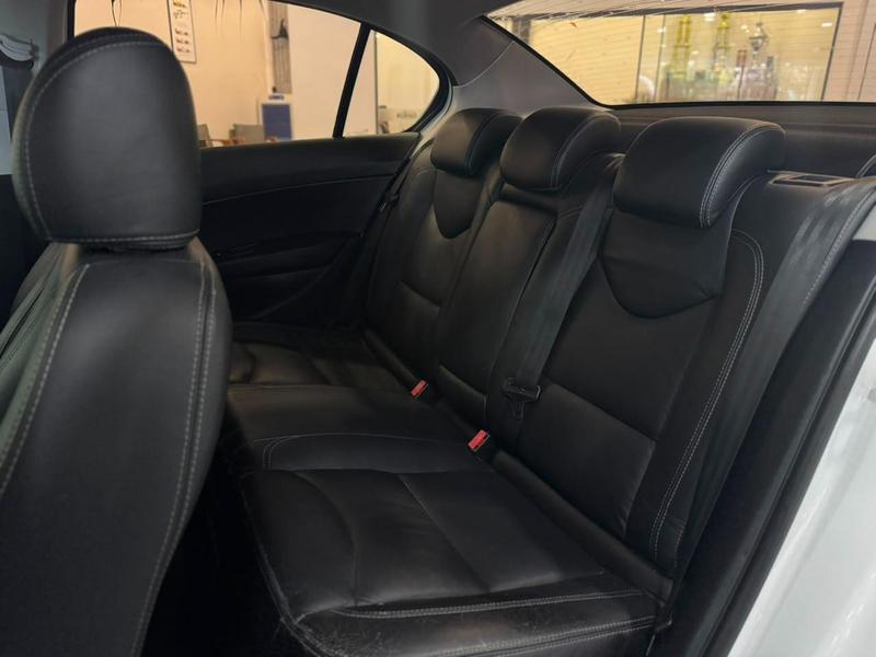 Peugeot 408 Allure Bva - foto 18