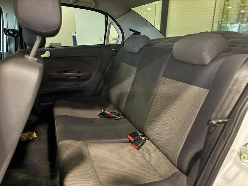 Volkswagen Voyage 1.0 1.0 City Mi Total Flex 8V 4P - foto 17