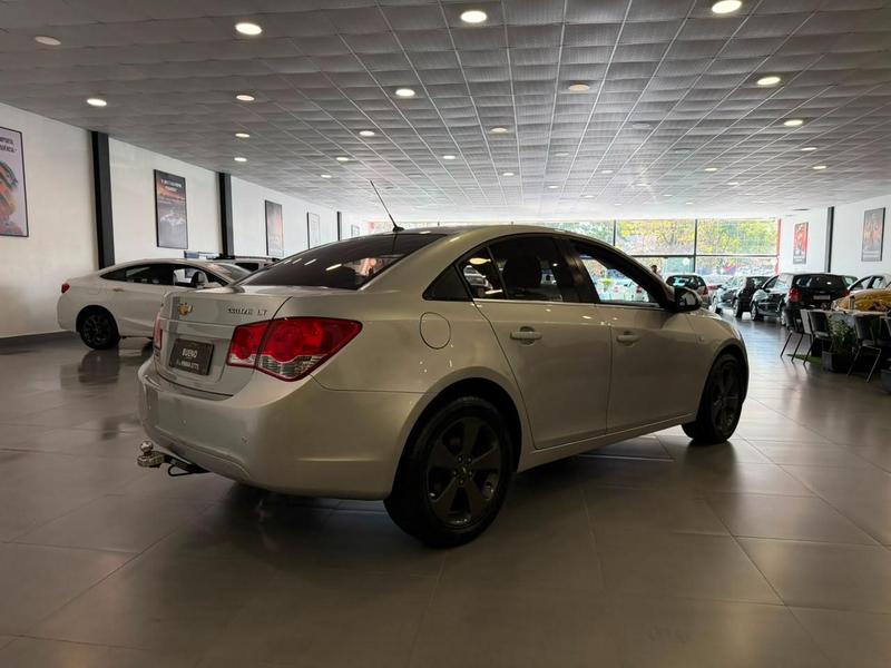 Chevrolet Cruze LT 1.8 16V Flexpower 4P Aut. - foto 4
