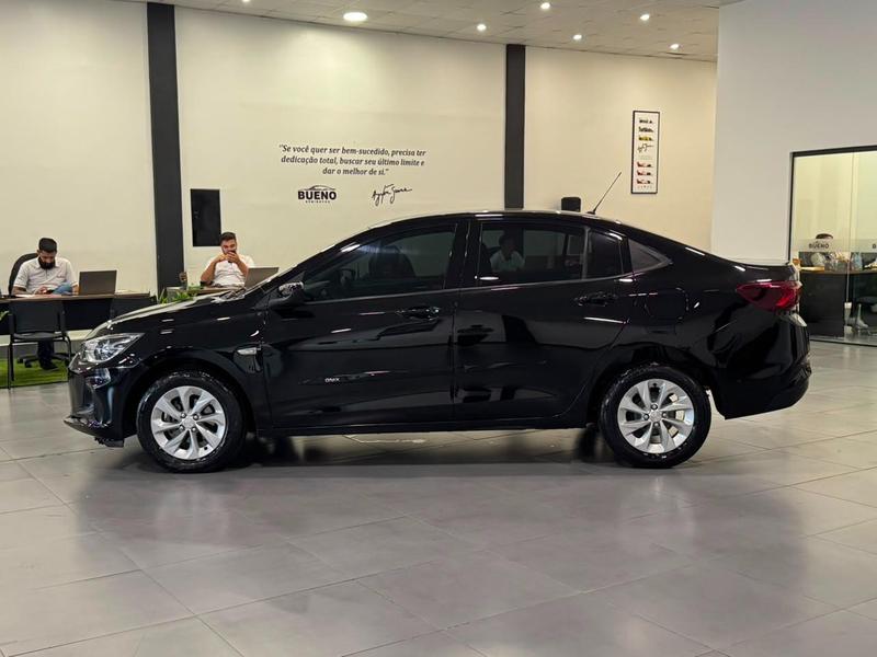 Chevrolet Onix Plus 10tmt LTZ - foto 8