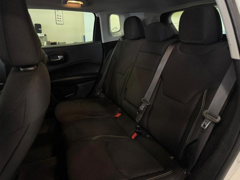 Jeep Compass Sport F - foto 18