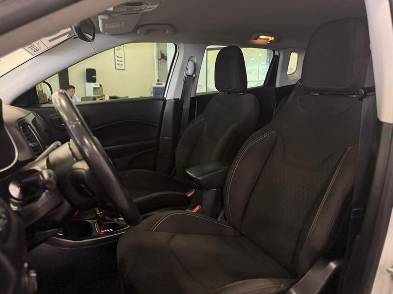 Jeep Compass Sport F - foto 19