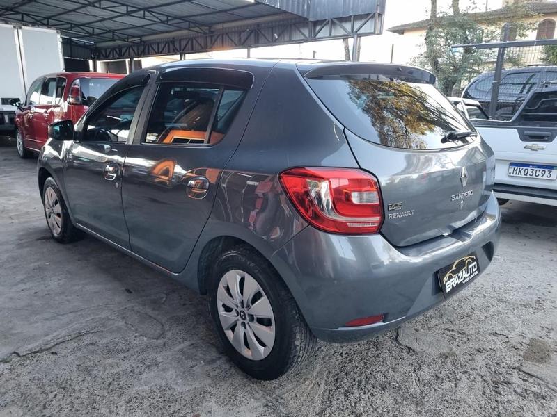Renault Sandero Stepway Hi Power 1.6 8V 5P - foto 4