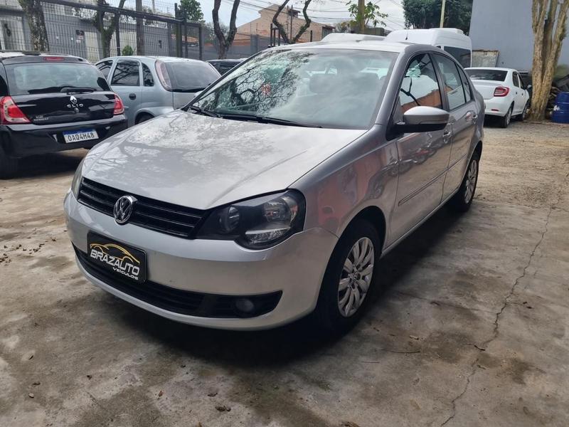 Volkswagen Polo Sedan 1.6 - foto 2