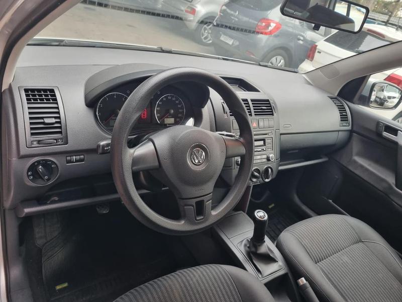 Volkswagen Polo Sedan 1.6 - foto 7