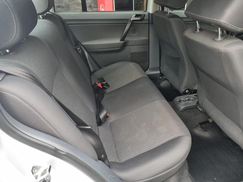Volkswagen Polo Sedan 1.6 - foto 11