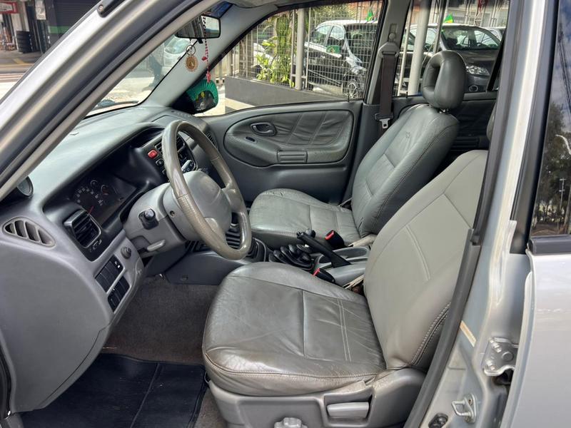 Chevrolet Tracker 2.0 4X4 Diesel - foto 11