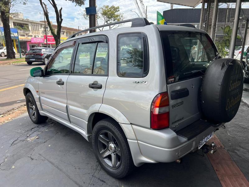 Chevrolet Tracker 2.0 4X4 Diesel - foto 7