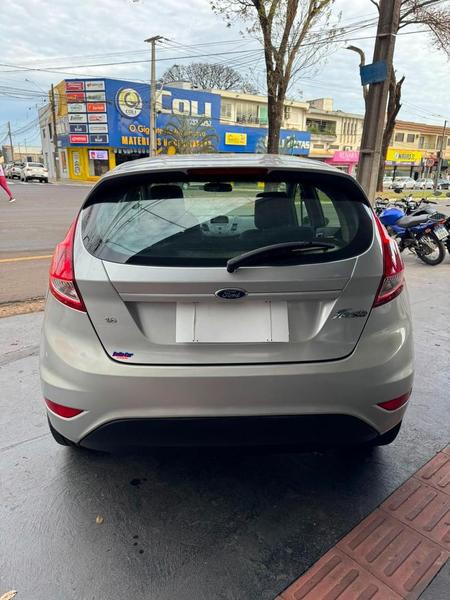 Ford Fiesta Ha 16l Se A - foto 5