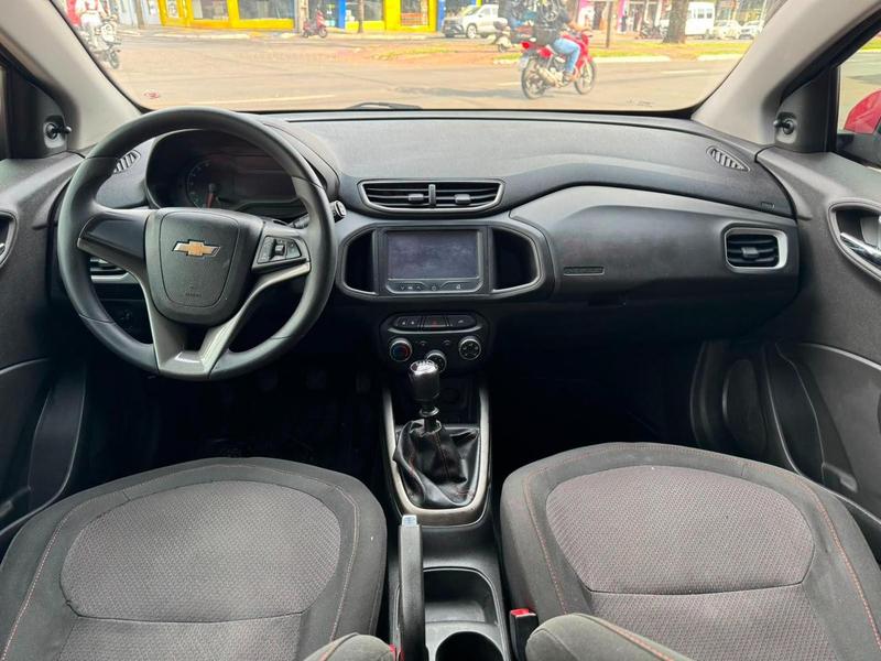 Chevrolet Onix Hatch Ls 1.0 8V Flexpower 5P Mec. - foto 10