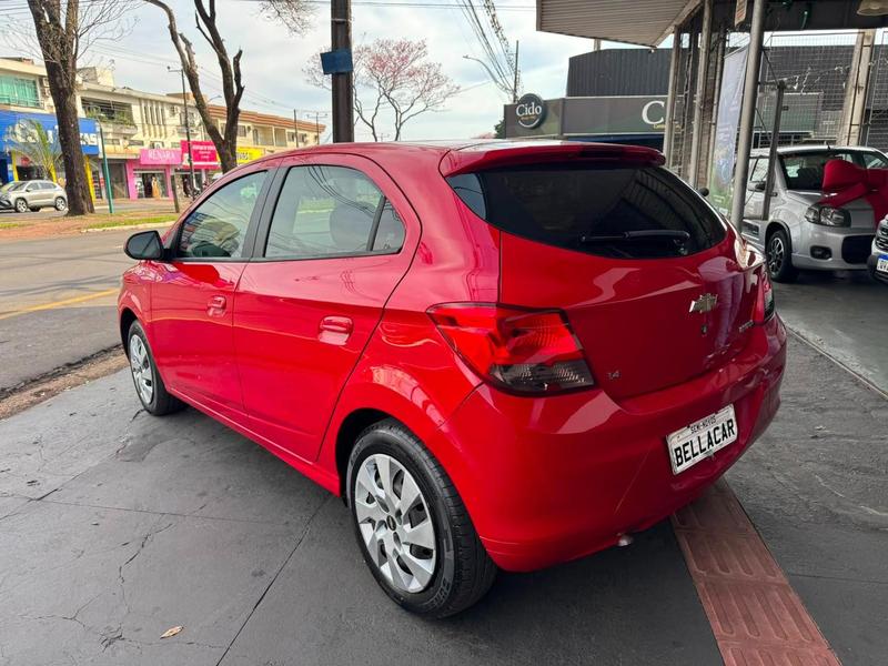 Chevrolet Onix Hatch Ls 1.0 8V Flexpower 5P Mec. - foto 7