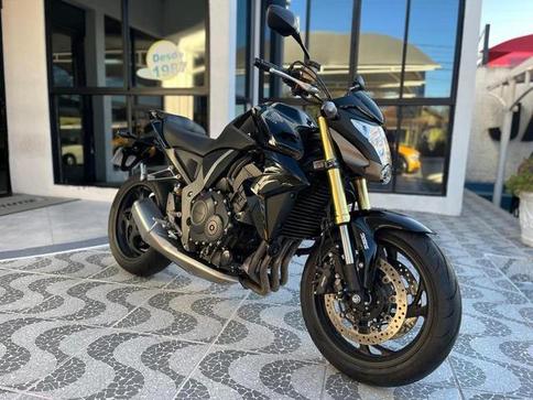 HONDA CB 1000R