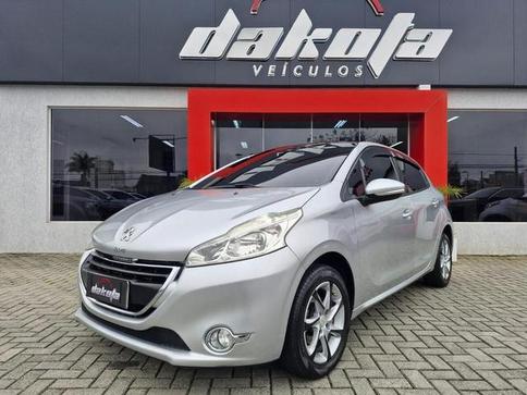 PEUGEOT 208 ALLURE BVA