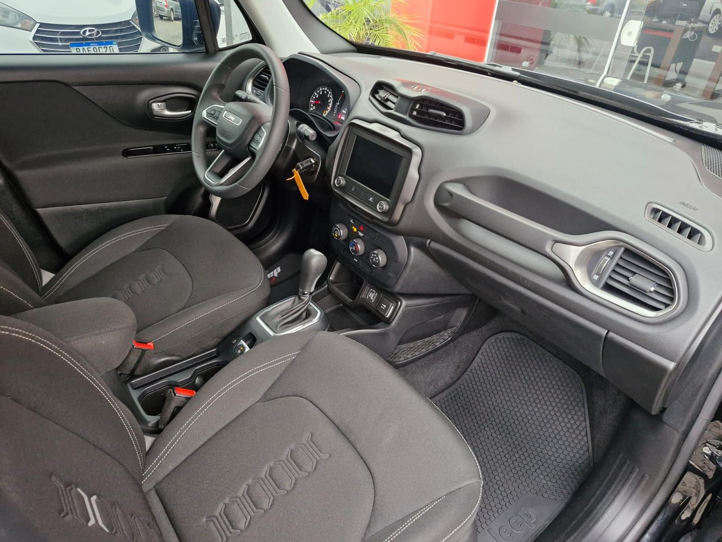 Jeep RENEGADE 2024