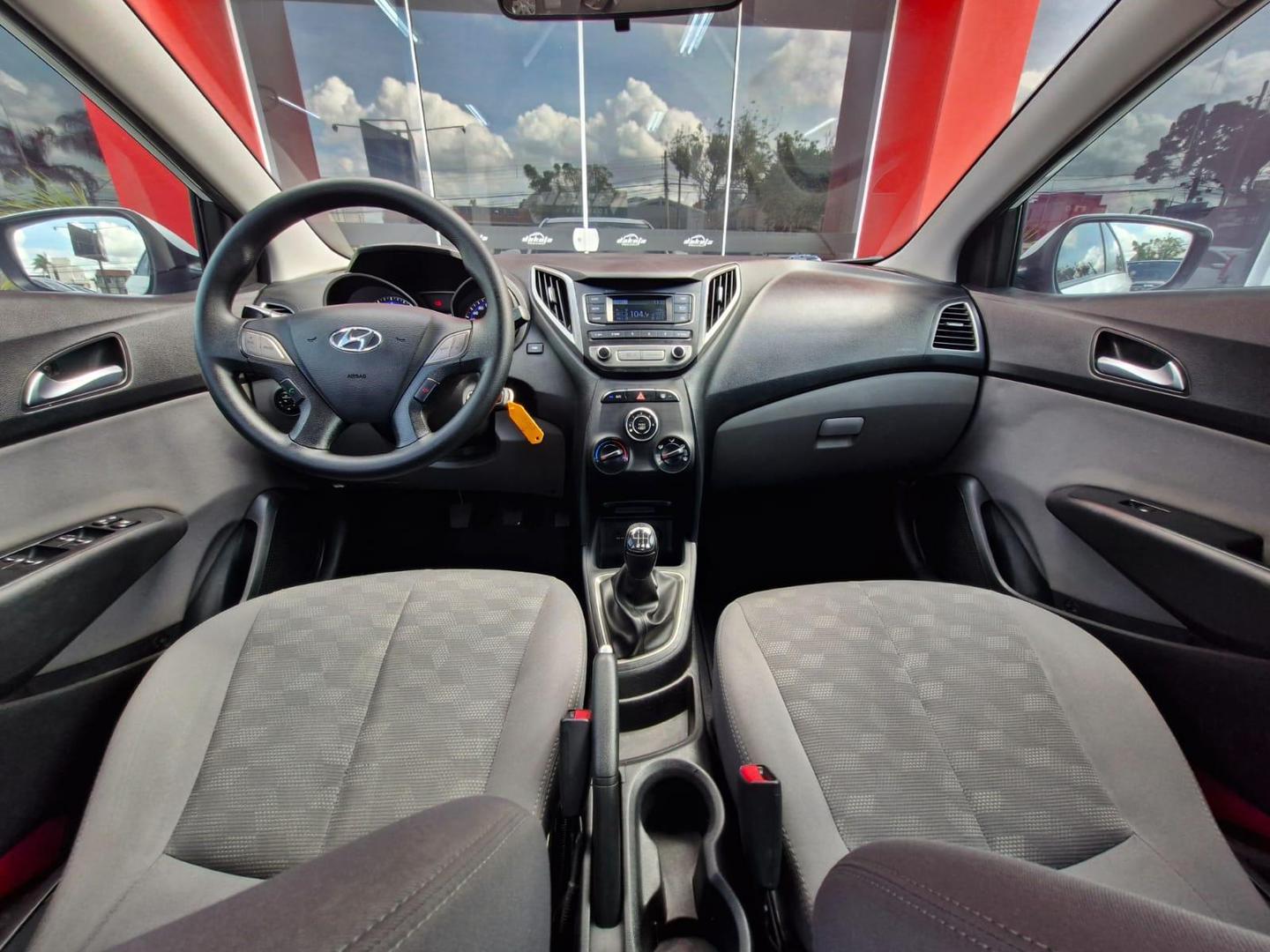 Hyundai HB20S 2016