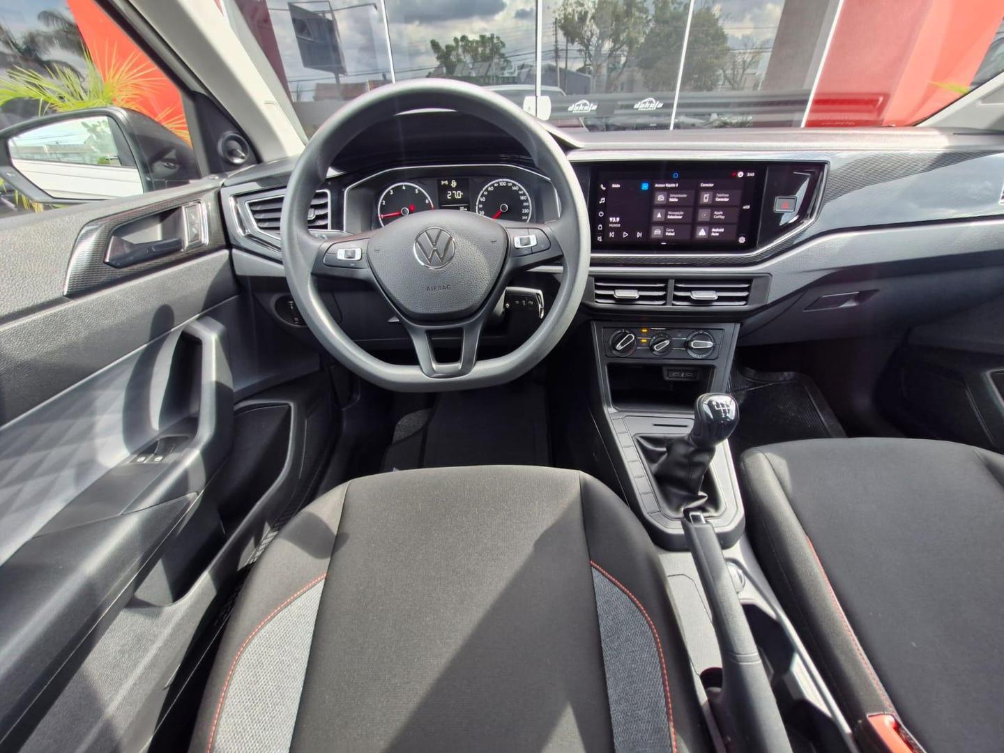 Volkswagen POLO 2025
