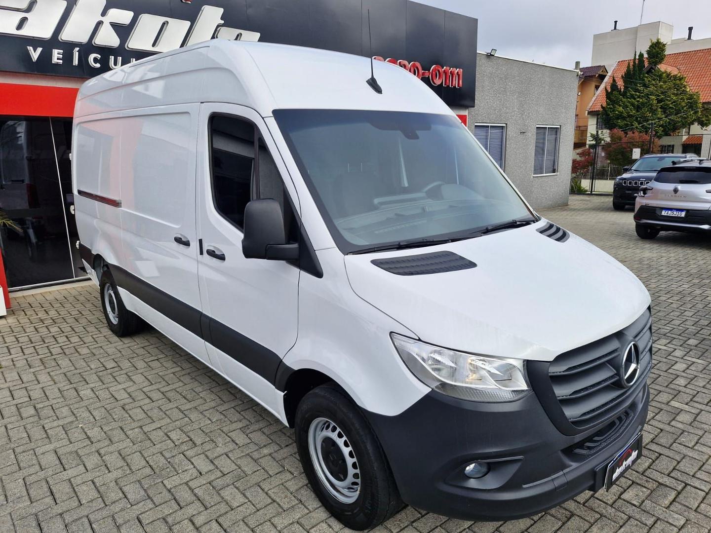 Mercedes-Benz 417 S 2023