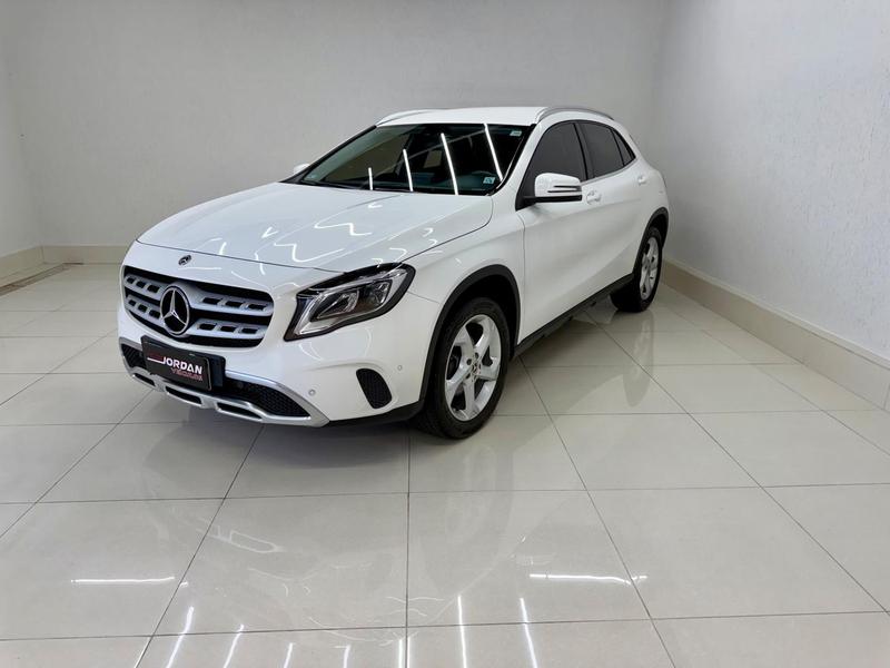 MERCEDES-BENZ GLA 200 FF