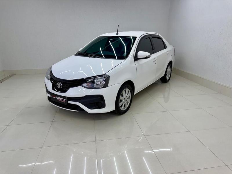 TOYOTA ETIOS SD XPLUS AT