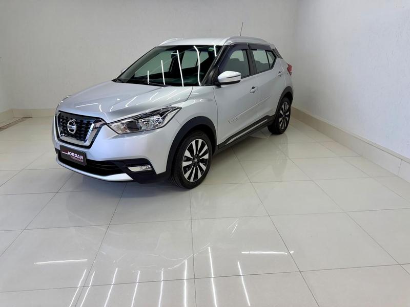 NISSAN KICKS SV CVT