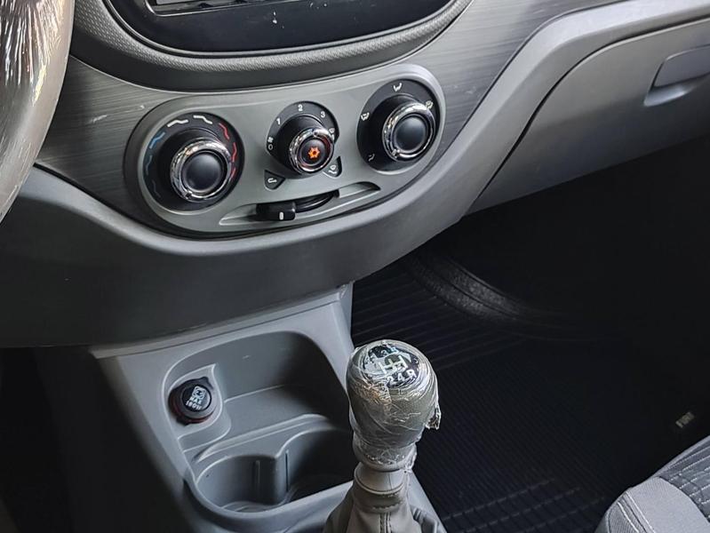 Fiat Palio Attract 1.0 - foto 12