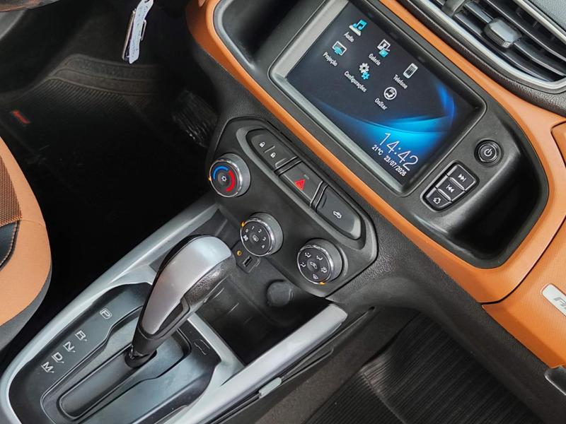 Chevrolet Onix 14at Act - foto 19