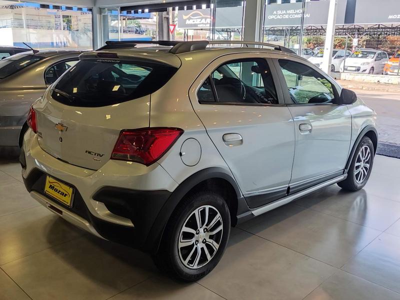 Chevrolet Onix 14at Act - foto 5