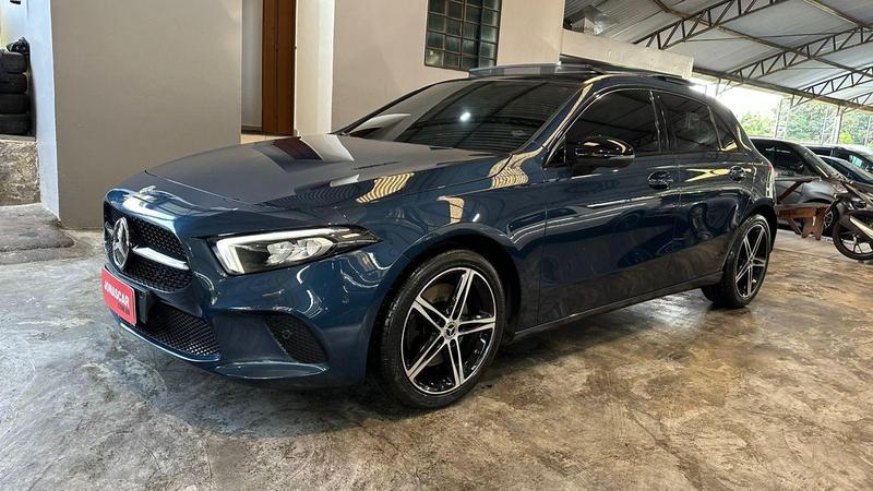 MERCEDES-BENZ A250