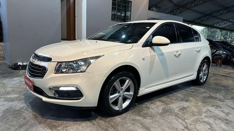 CHEVROLET CRUZE LT HB