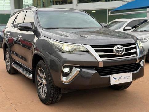 TOYOTA HILUX SWSRXA4FD
