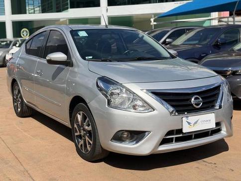 NISSAN VERSA 16SL CVT