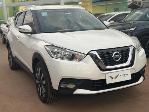 NISSAN KICKS SV CVT