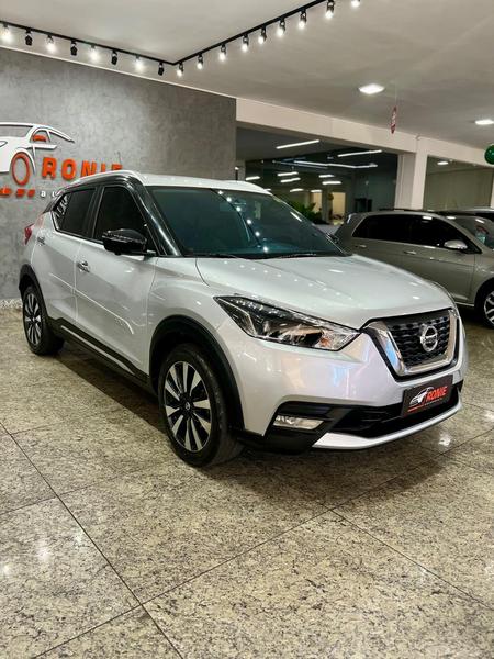 NISSAN KICKS SL CVT