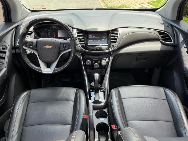 Chevrolet Tracker Premier - foto 12