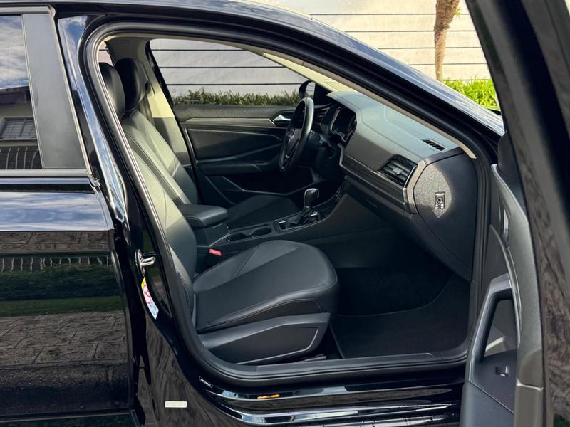 Volkswagen Jetta R Line 250 TSI 1.4 Flex 16V Aut. - foto 16