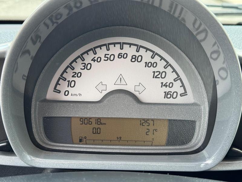 Smart Fortwo Coupe 62 - foto 11