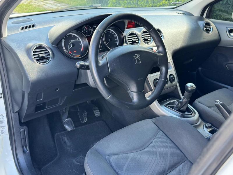 Peugeot 308 Active - foto 8