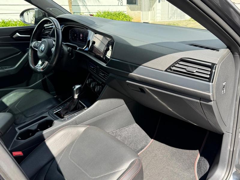 Volkswagen Jetta GLi Ag - foto 20