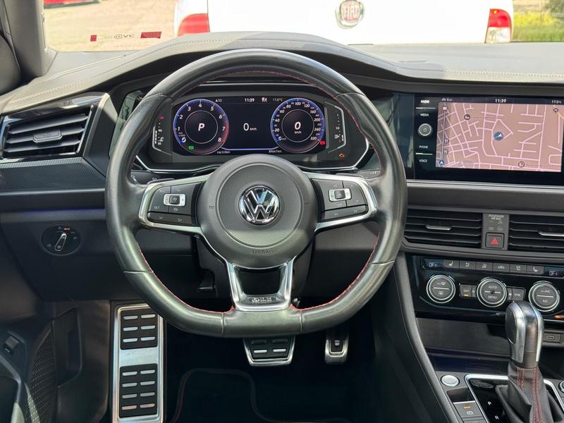 Volkswagen Jetta GLi Ag - foto 16