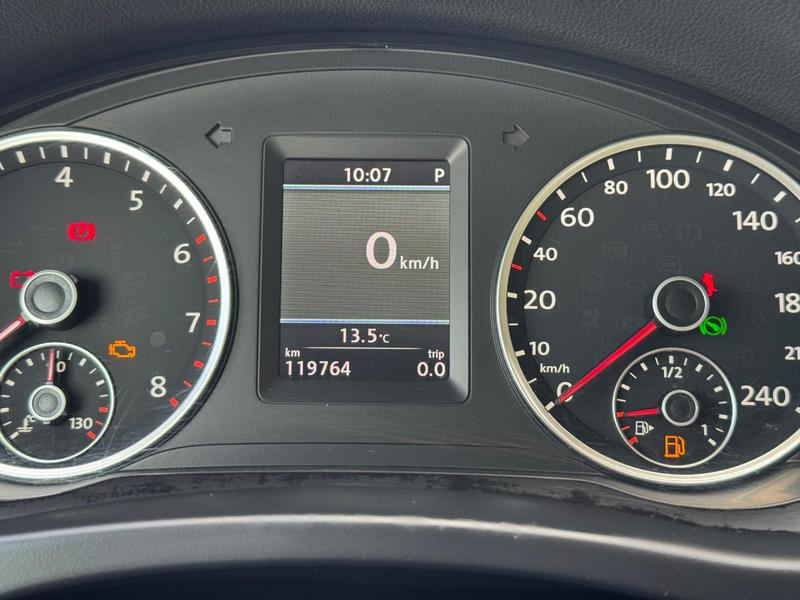 Volkswagen Tiguan 2.0 TSI - foto 14