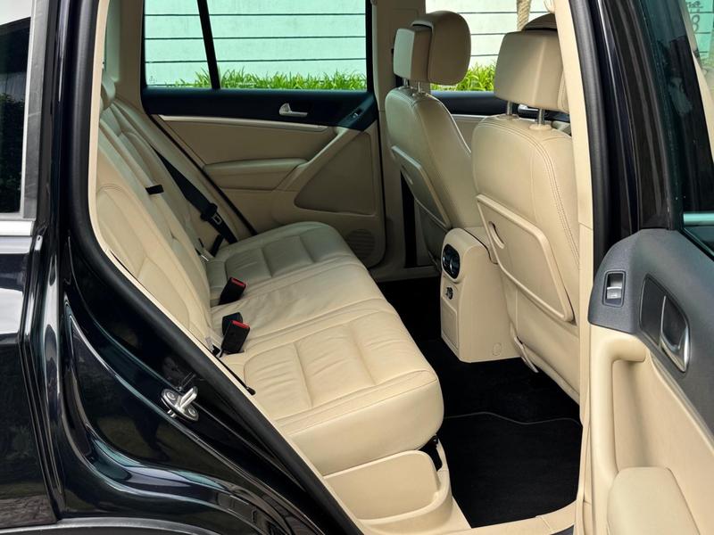 Volkswagen Tiguan 2.0 TSI - foto 20