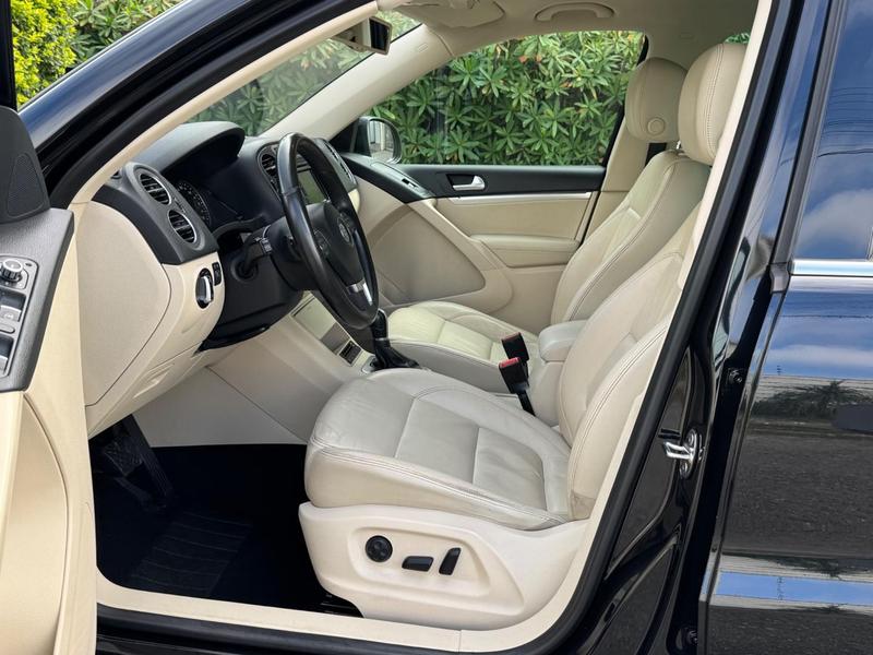 Volkswagen Tiguan 2.0 TSI - foto 10