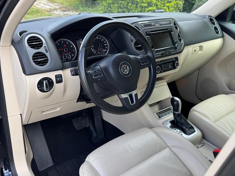 Volkswagen Tiguan 2.0 TSI - foto 8