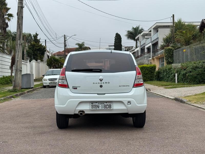 Renault Sandero Privilège Hi Flex 1.6 16V 5P Automático - foto 6