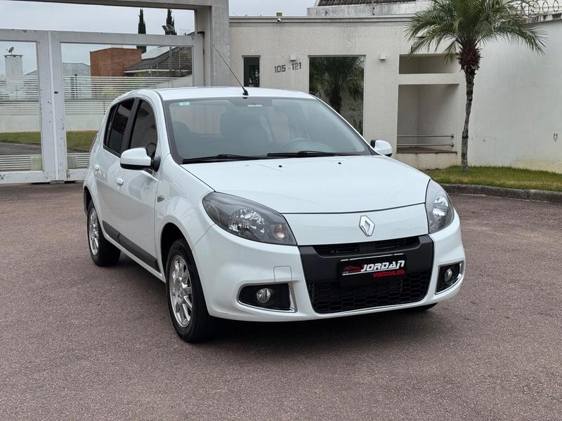 Renault Sandero Privilège Hi Flex 1.6 16V 5P Automático - foto 2