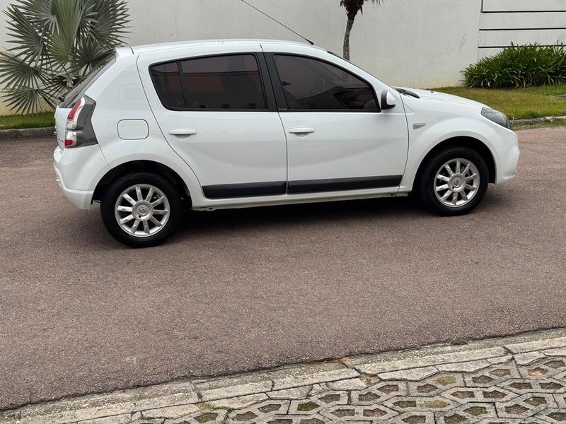 Renault Sandero Privilège Hi Flex 1.6 16V 5P Automático - foto 7