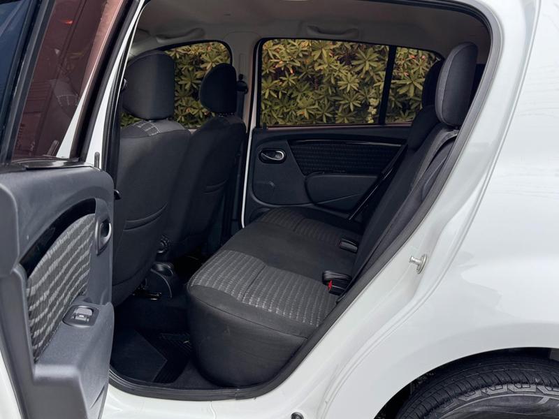 Renault Sandero Privilège Hi Flex 1.6 16V 5P Automático - foto 20