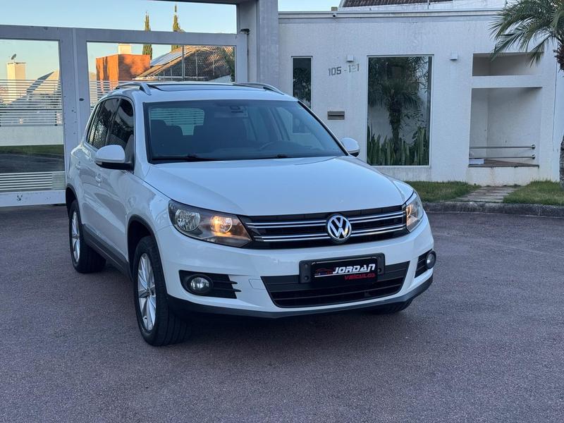 Volkswagen Tiguan 2.0 TSI - foto 2